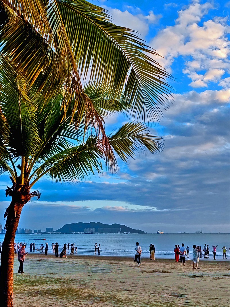 三亚椰梦长廊夕阳美231218(1)