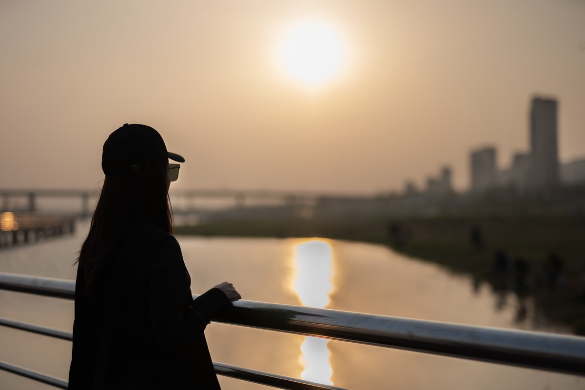 风很温柔，花很浪漫