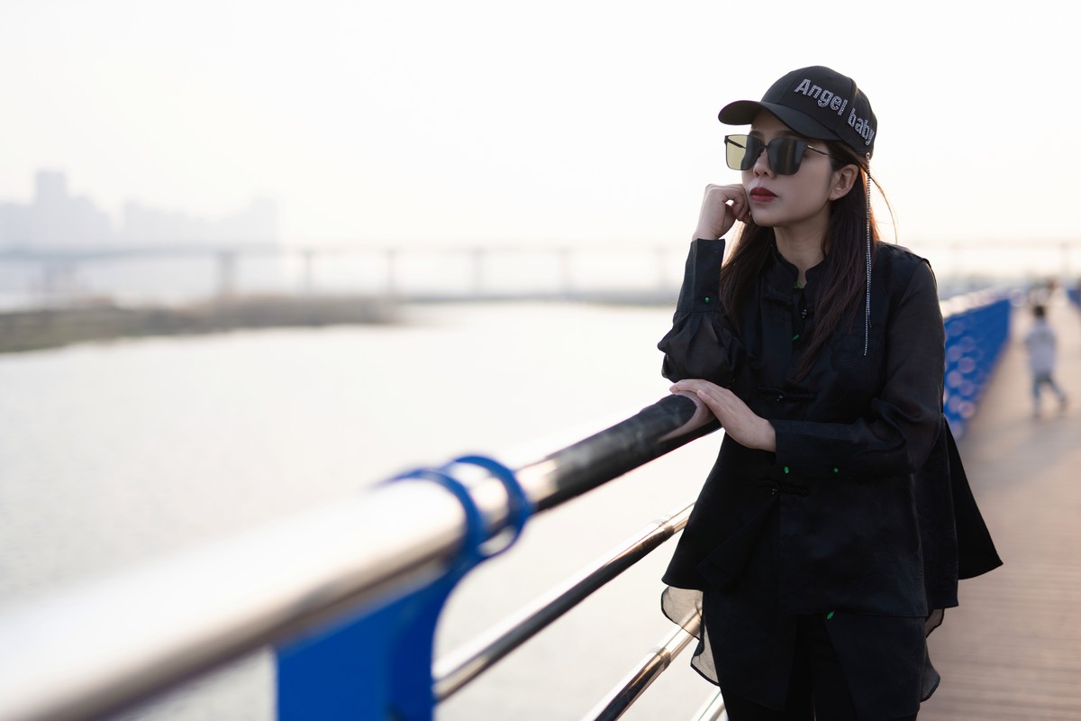 风很温柔，花很浪漫