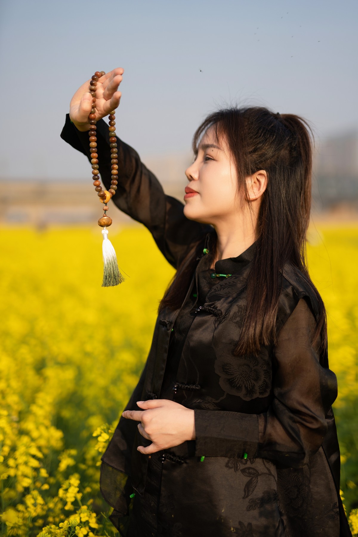 风很温柔，花很浪漫