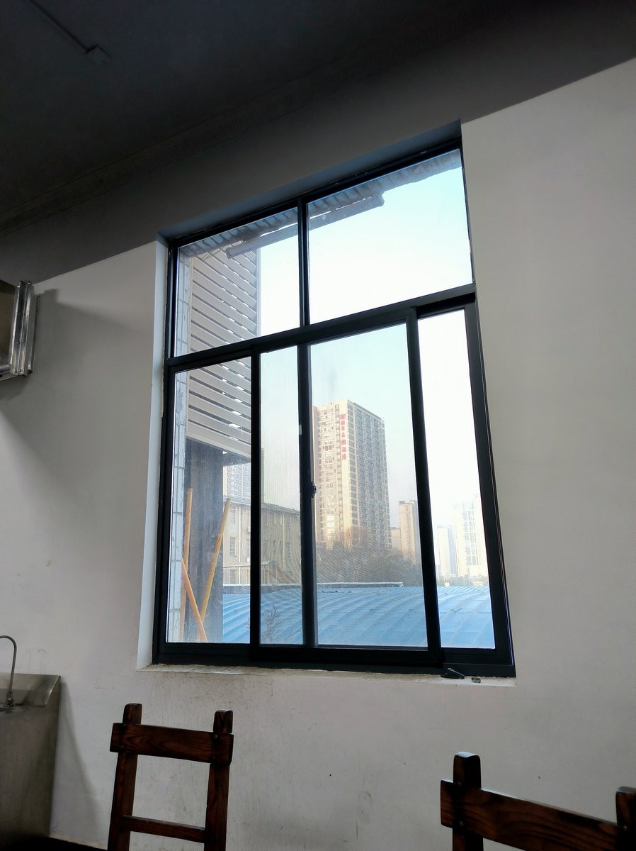 漫步星城 走街串巷（458）平凡的世界