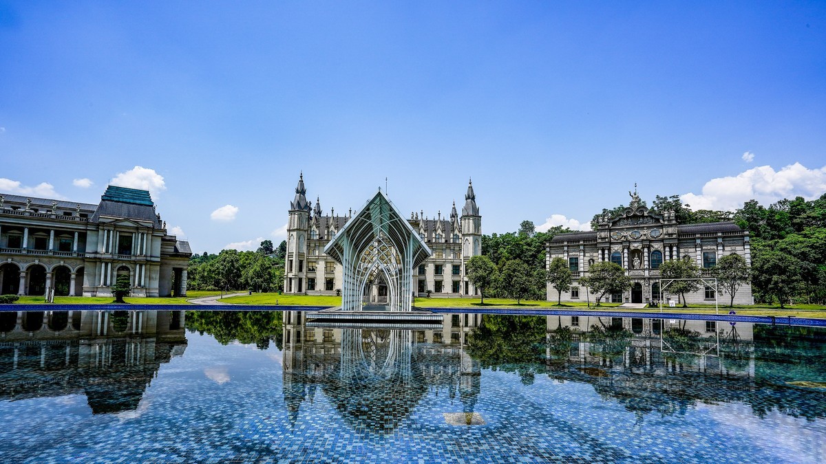 黔江爱丽丝庄园