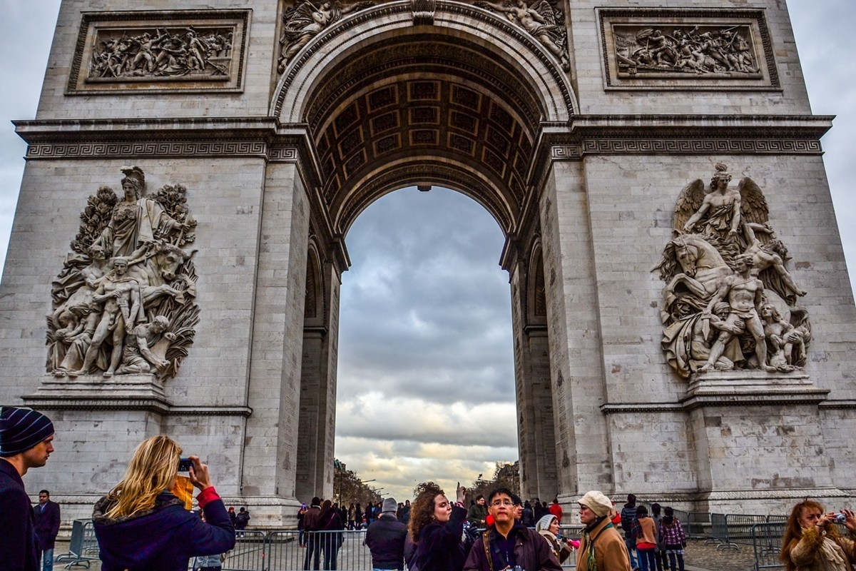 摄影“凯旋门”--祝师友春安！！！