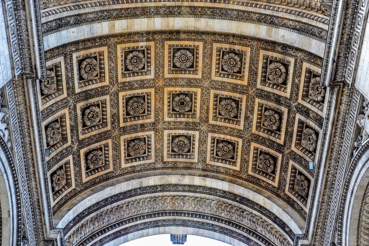 摄影“凯旋门”--祝师友春安！！！