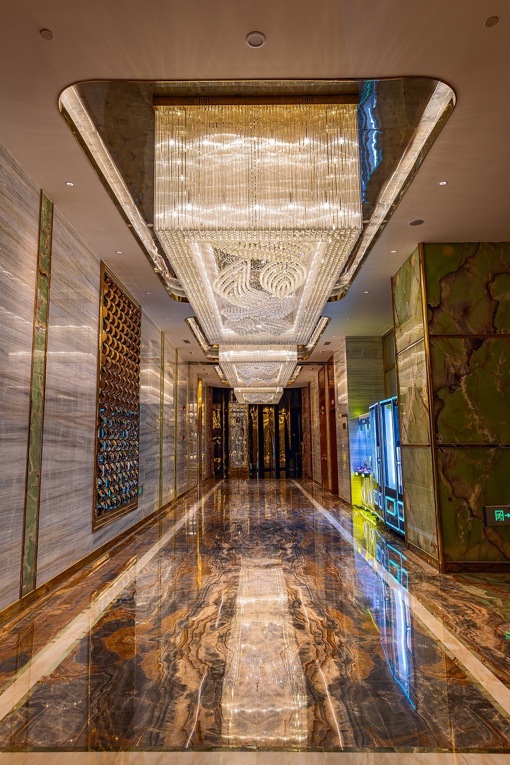 旅游记录 ：江苏 · 南京 · 蜂巢酒店