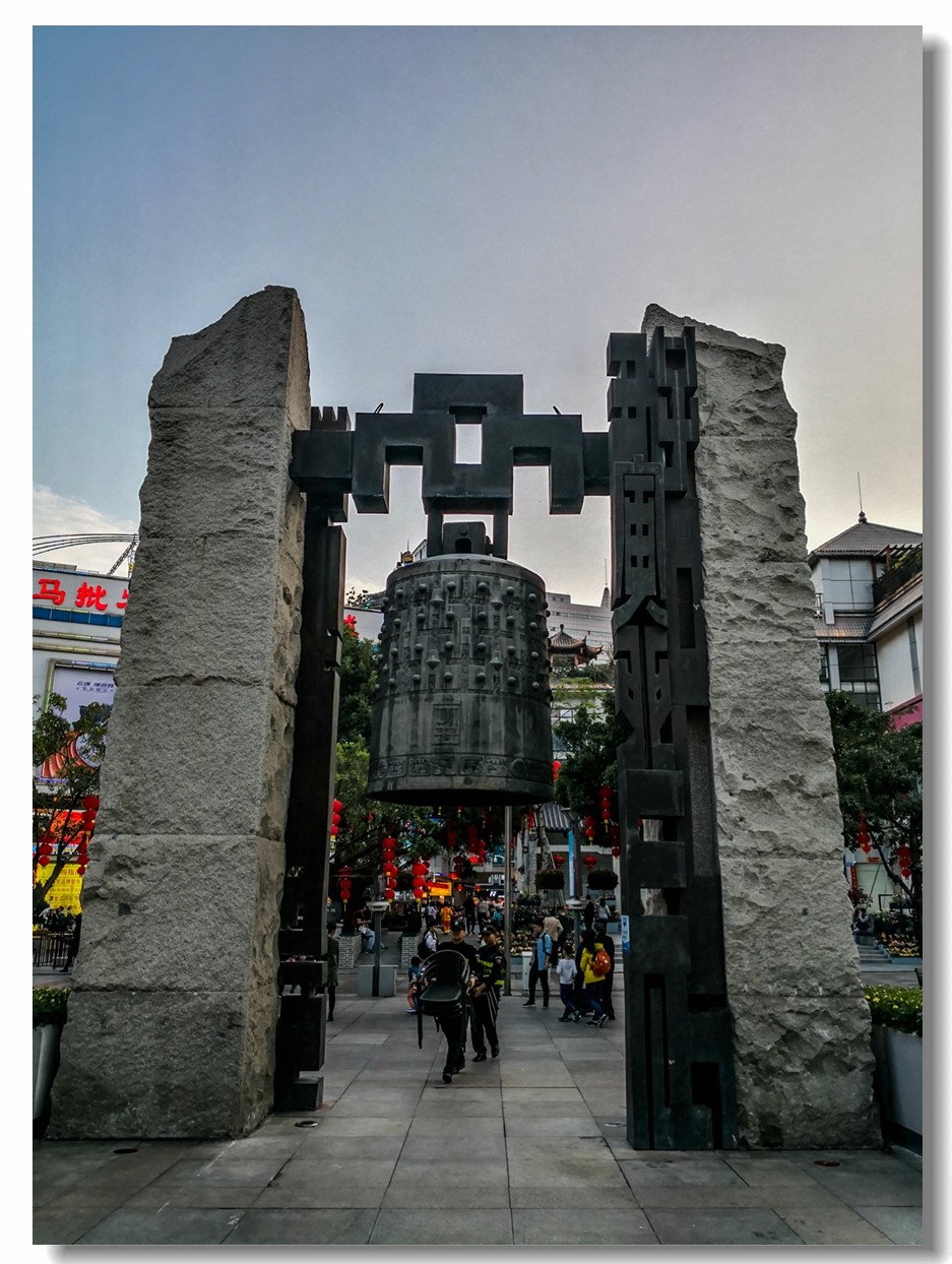夜摄“东门町”（深圳）