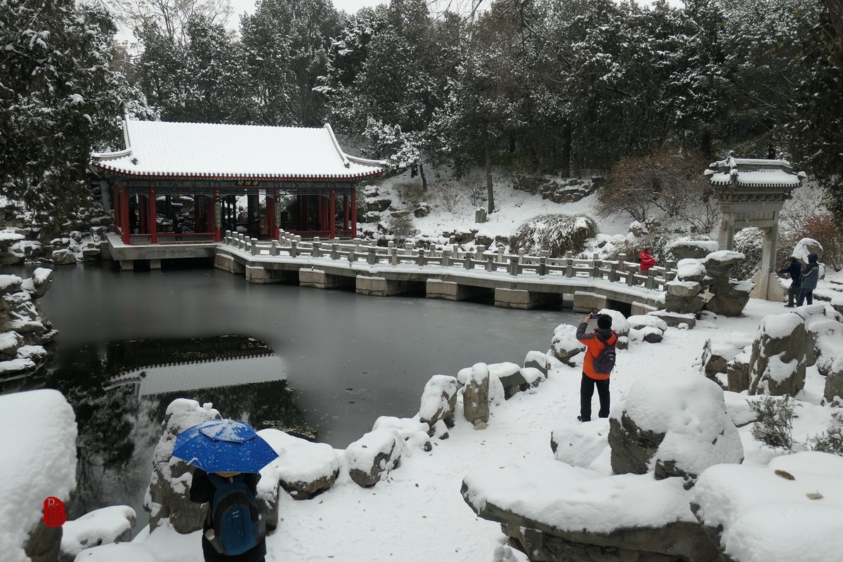北京北海公园雪景