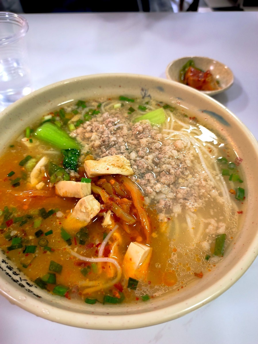 漫步星城 走街串巷（459）早晨的南岳镇