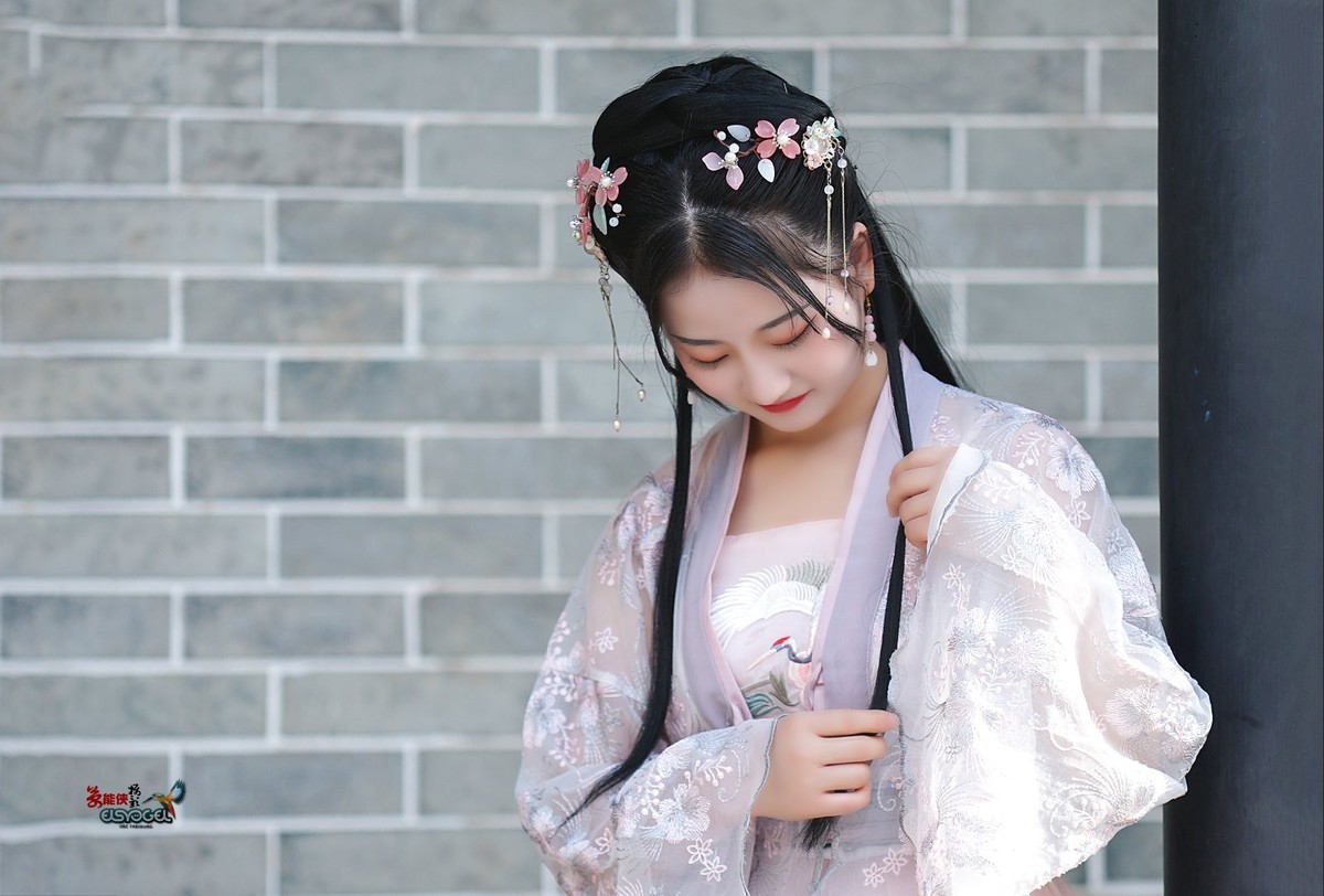 【古港少女】---丽丽