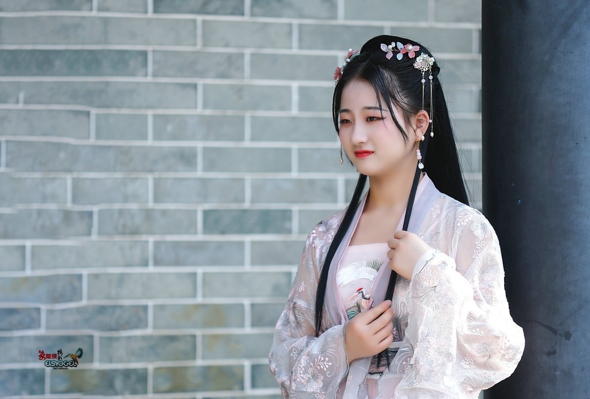 【古港少女】---丽丽