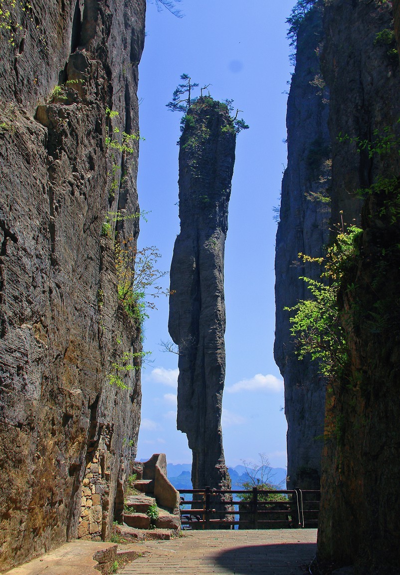 古人晕不会《抓拍美女》就不叫摄影！这是那个古人说的来？这里都不懂历史对吧！