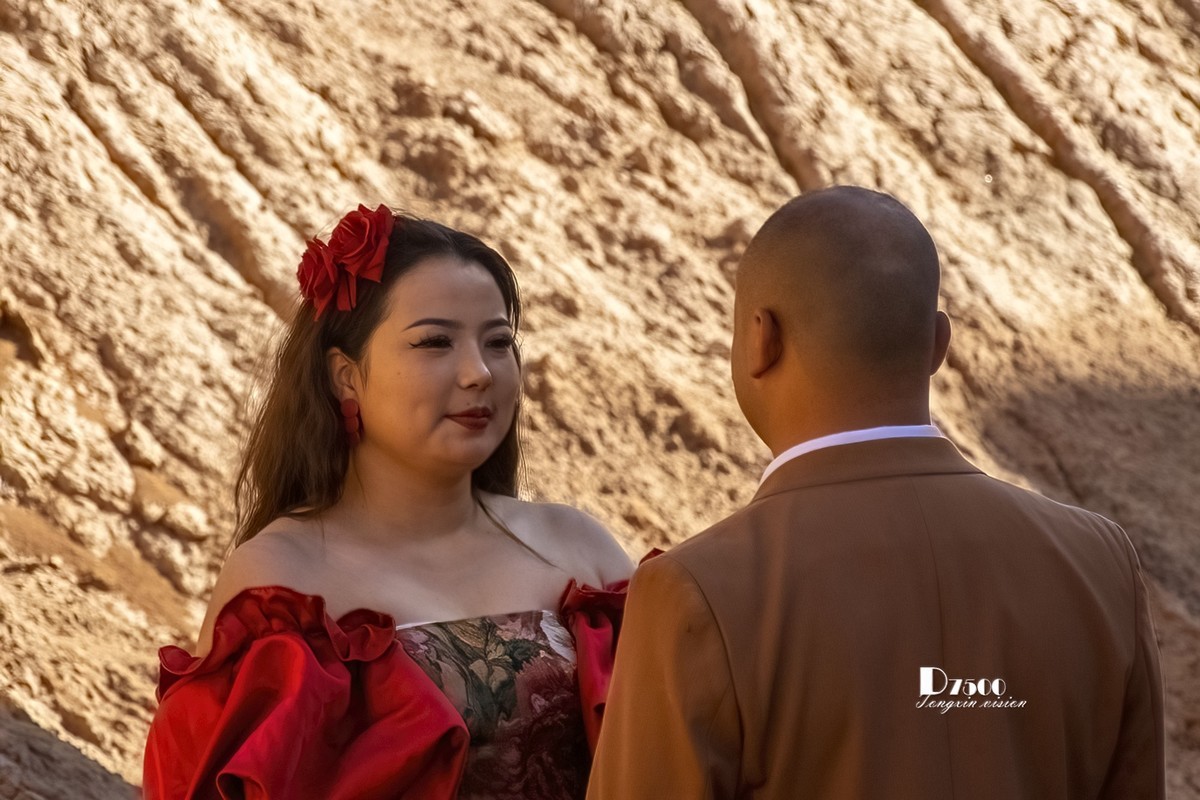 南疆行——克孜尔魔鬼城红石林（4）