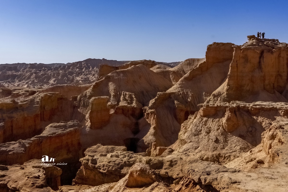 南疆行——克孜尔魔鬼城红石林（4）