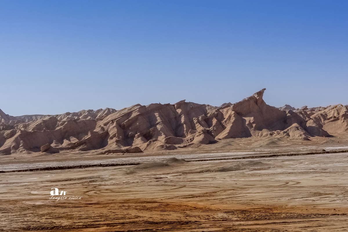 南疆行——克孜尔魔鬼城红石林（4）