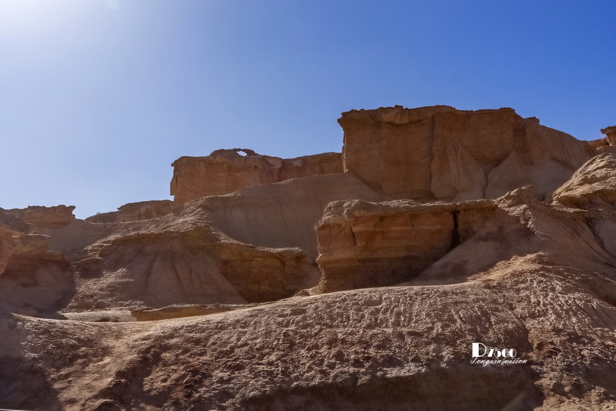 南疆行——克孜尔魔鬼城红石林（4）