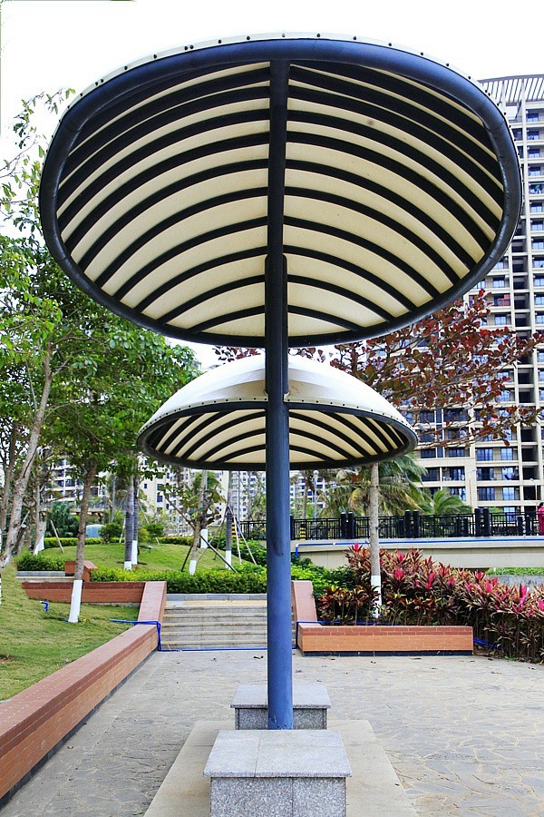 《不老松：忆海南游记》长島兰湾（01）环境优美，外有海景，内似花园。真是休闲养老之