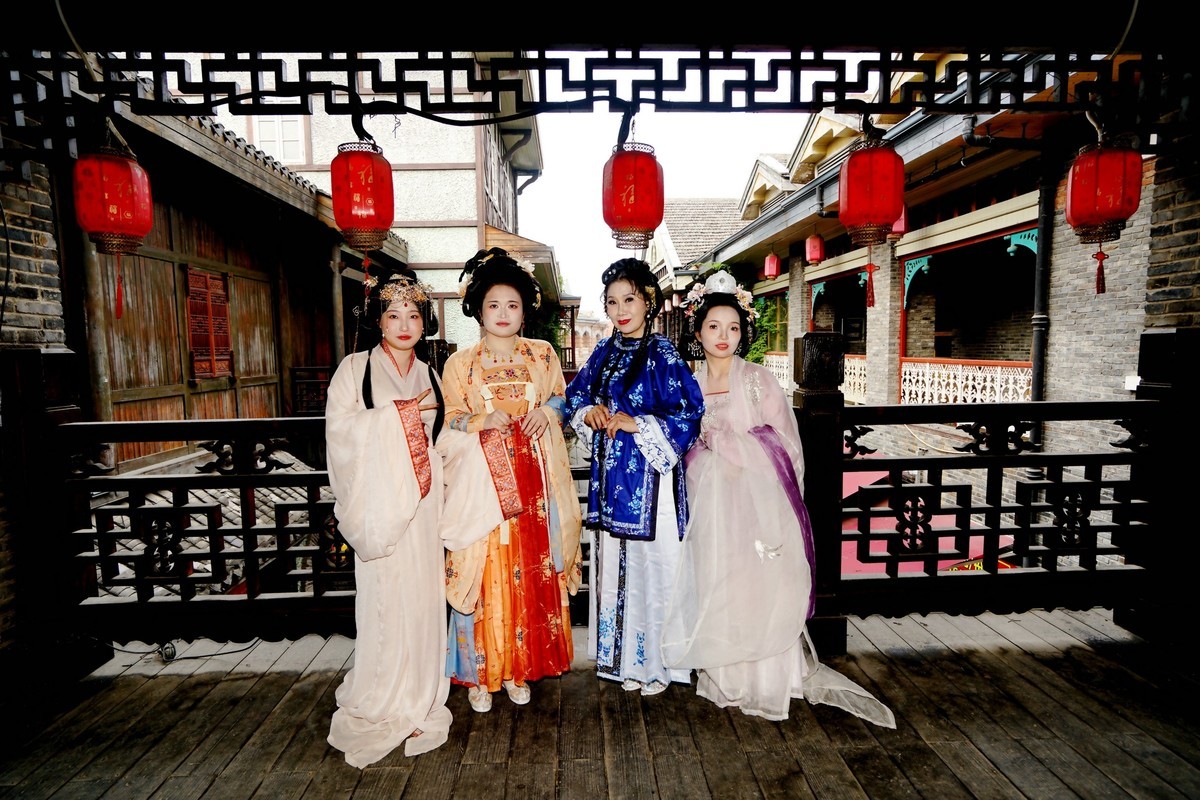 环境人像---汉口里的合聚！