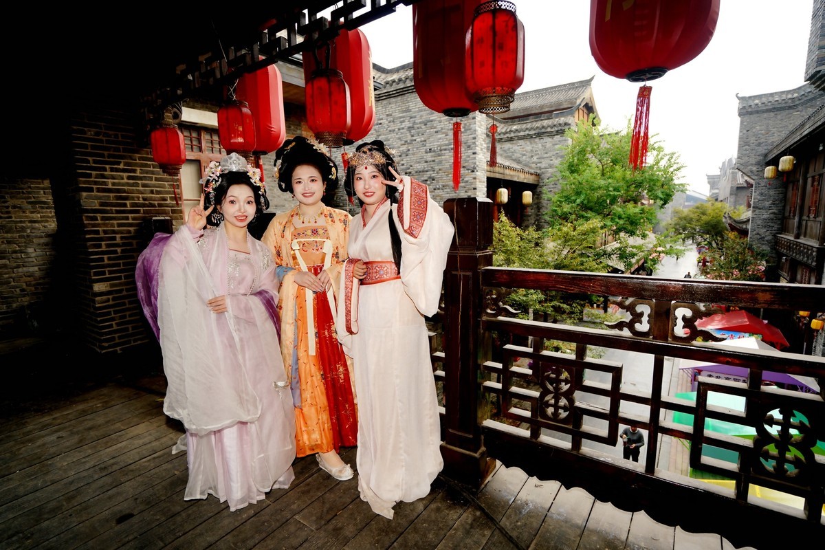 环境人像---汉口里的合聚！