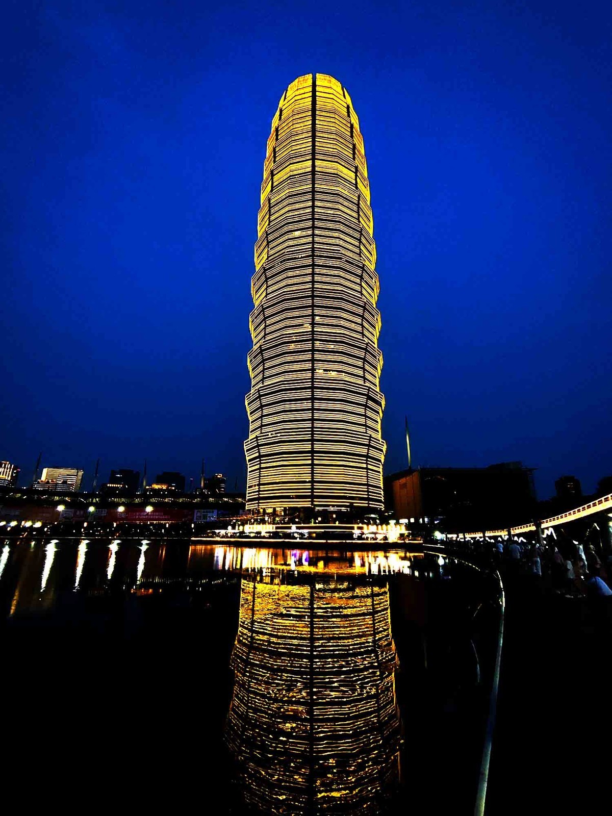 河南.............郑州大玉米