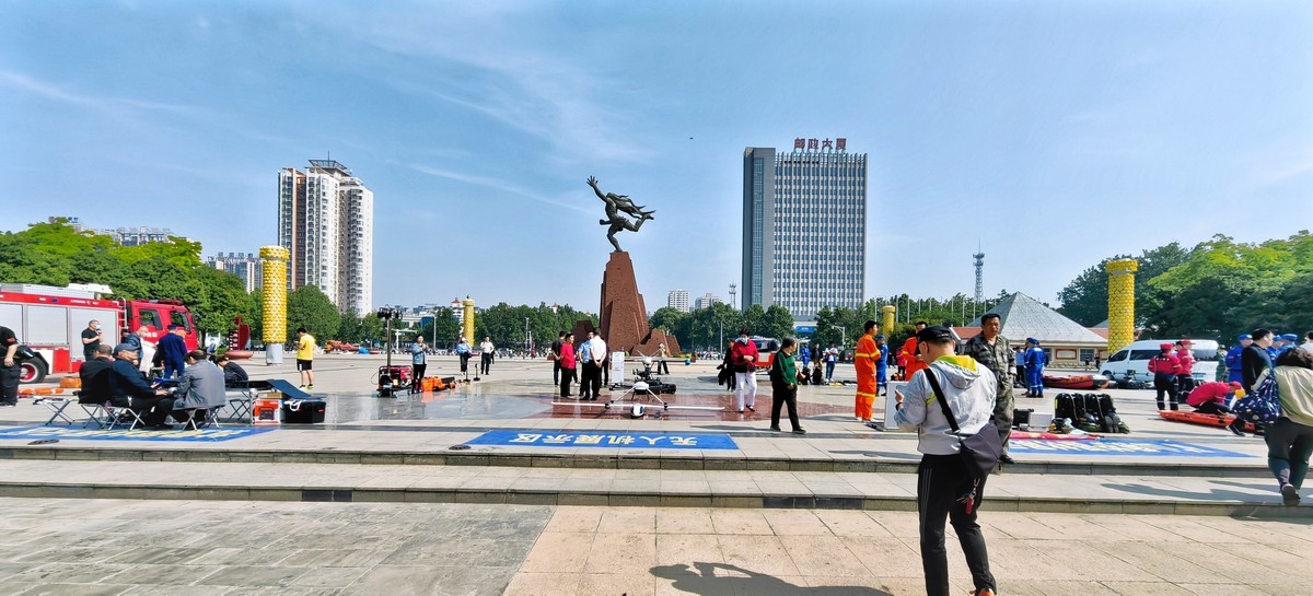 遛弯回家路上随拍（手机版）