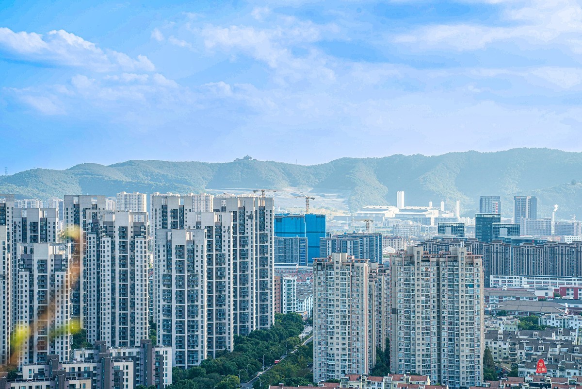 狮山之巅观菇苏新貌