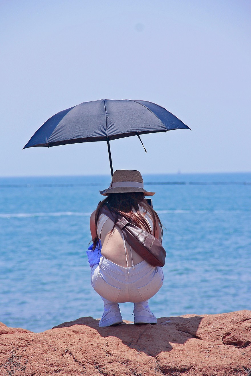 国庆周末特刊《岛城风景与节日里的美女》祝大家节日愉快！万事如意！