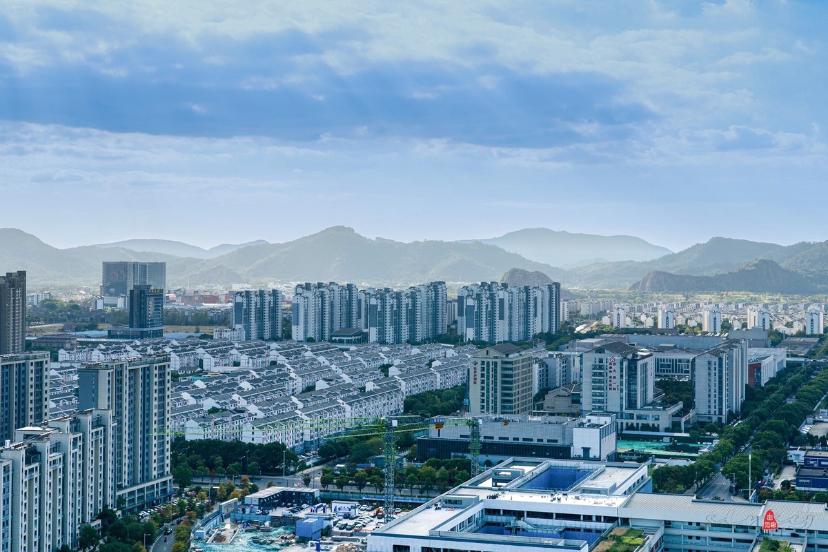 狮山之巅观菇苏新貌