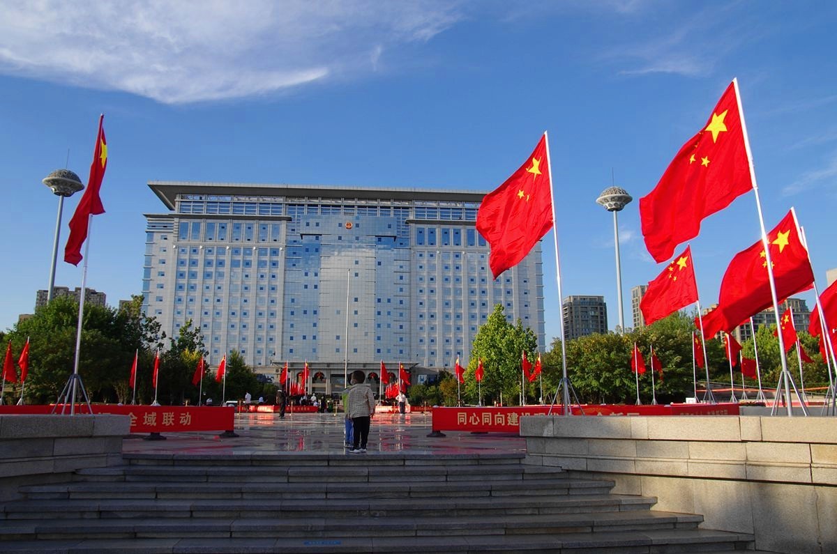 五星红旗迎风飘扬--20P