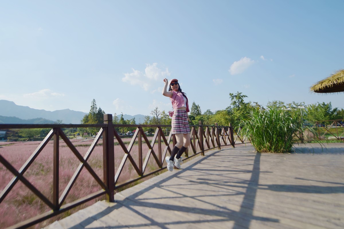 致自己之八：中年少女也可以在皖南的粉黛里风情万种！14-24原片直出