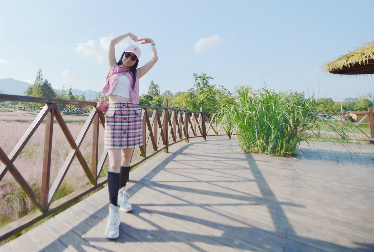 致自己之八：中年少女也可以在皖南的粉黛里风情万种！14-24原片直出