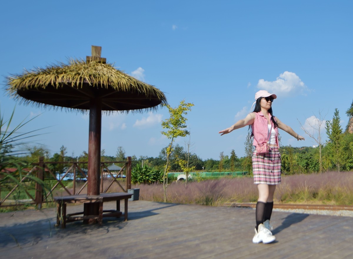 致自己之八：中年少女也可以在皖南的粉黛里风情万种！14-24原片直出