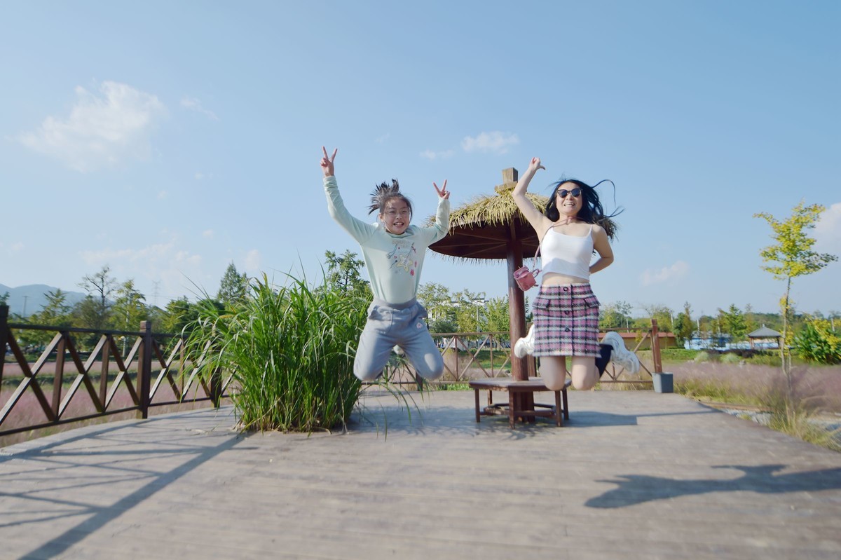 致自己之八：中年少女也可以在皖南的粉黛里风情万种！14-24原片直出