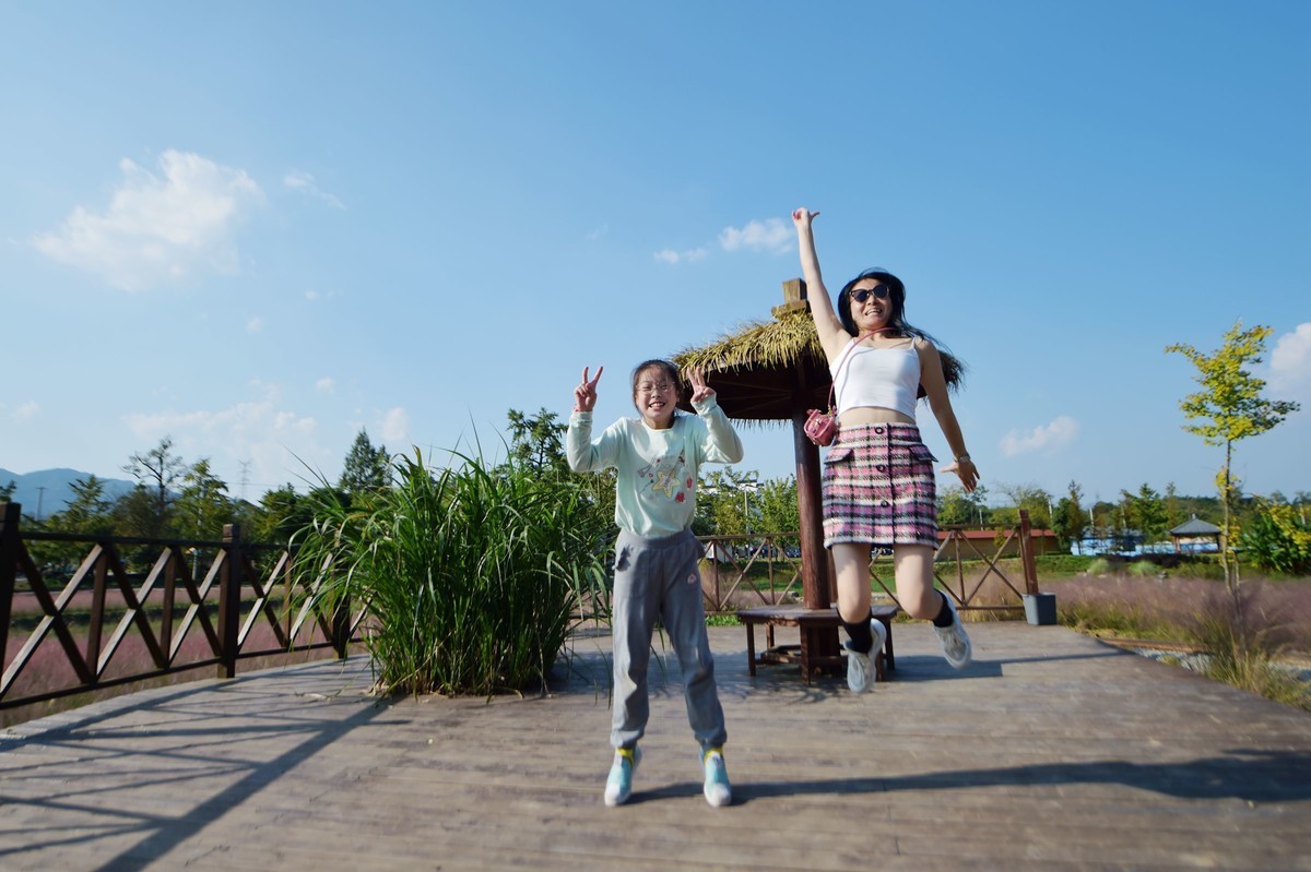 致自己之八：中年少女也可以在皖南的粉黛里风情万种！14-24原片直出