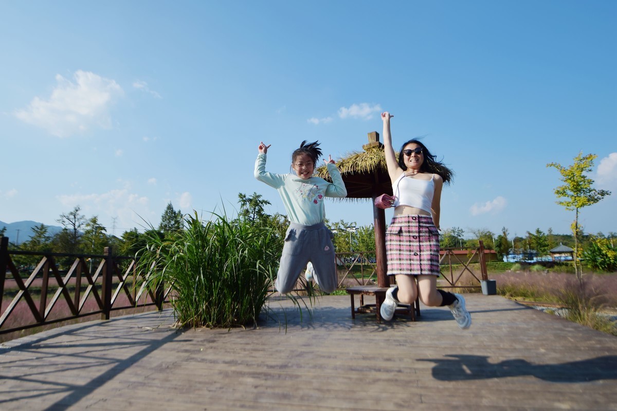 致自己之八：中年少女也可以在皖南的粉黛里风情万种！14-24原片直出