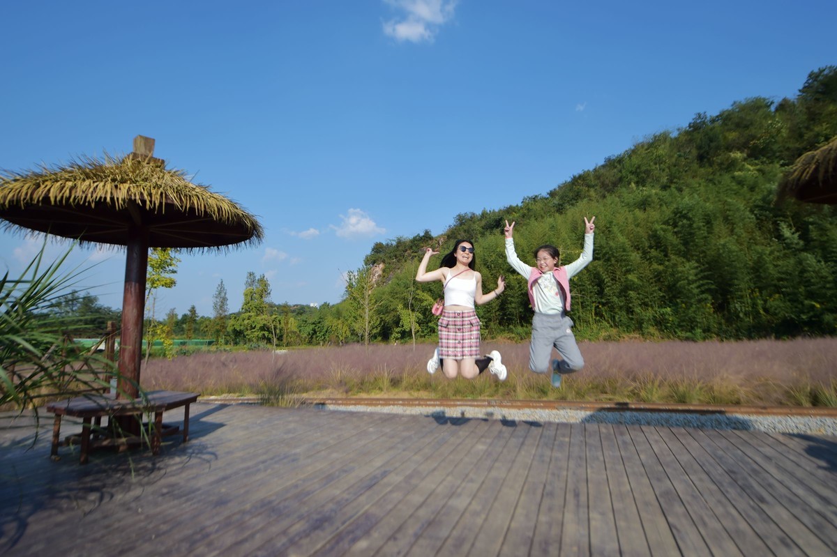 致自己之八：中年少女也可以在皖南的粉黛里风情万种！14-24原片直出