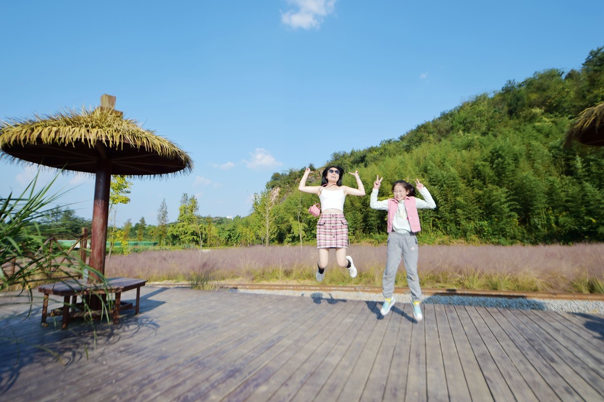 致自己之八：中年少女也可以在皖南的粉黛里风情万种！14-24原片直出