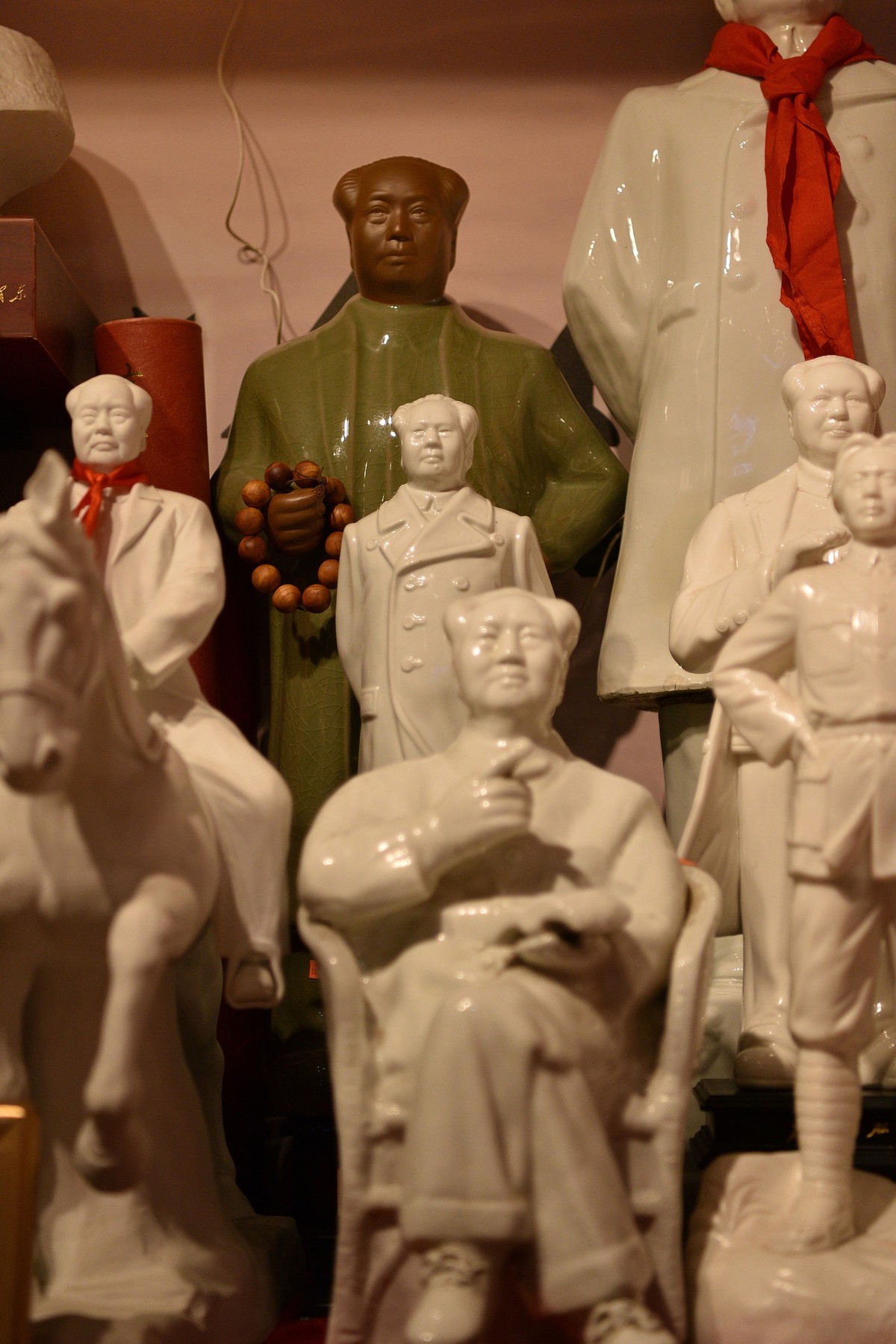 井冈山红色领袖雕像纪念品店-1