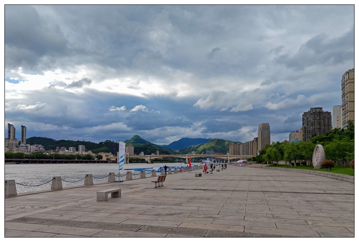 太鹤湖景色（蔚来手机随拍）
