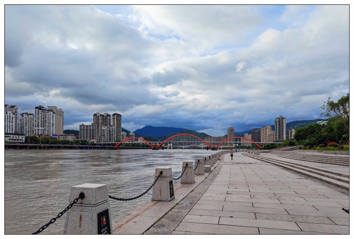 太鹤湖景色（蔚来手机随拍）