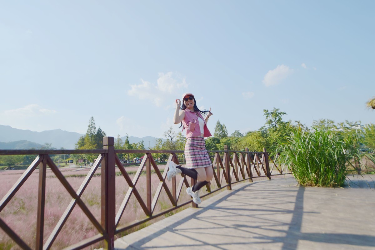 致自己之八：中年少女也可以在皖南的粉黛里风情万种！14-24原片直出