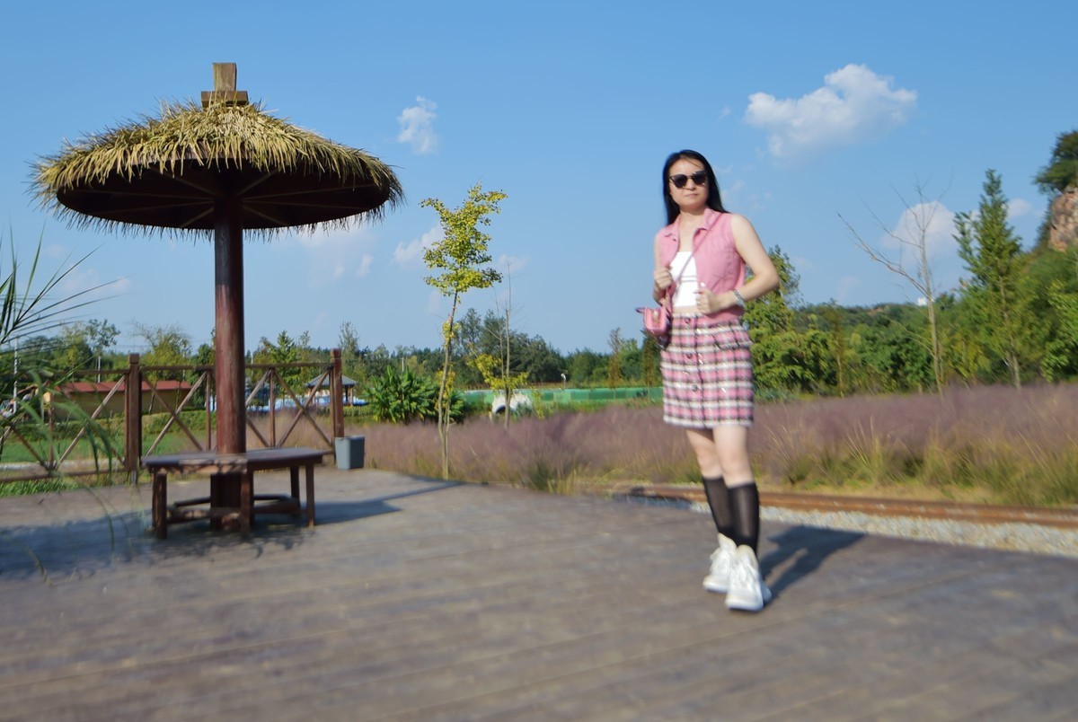 致自己之八：中年少女也可以在皖南的粉黛里风情万种！14-24原片直出