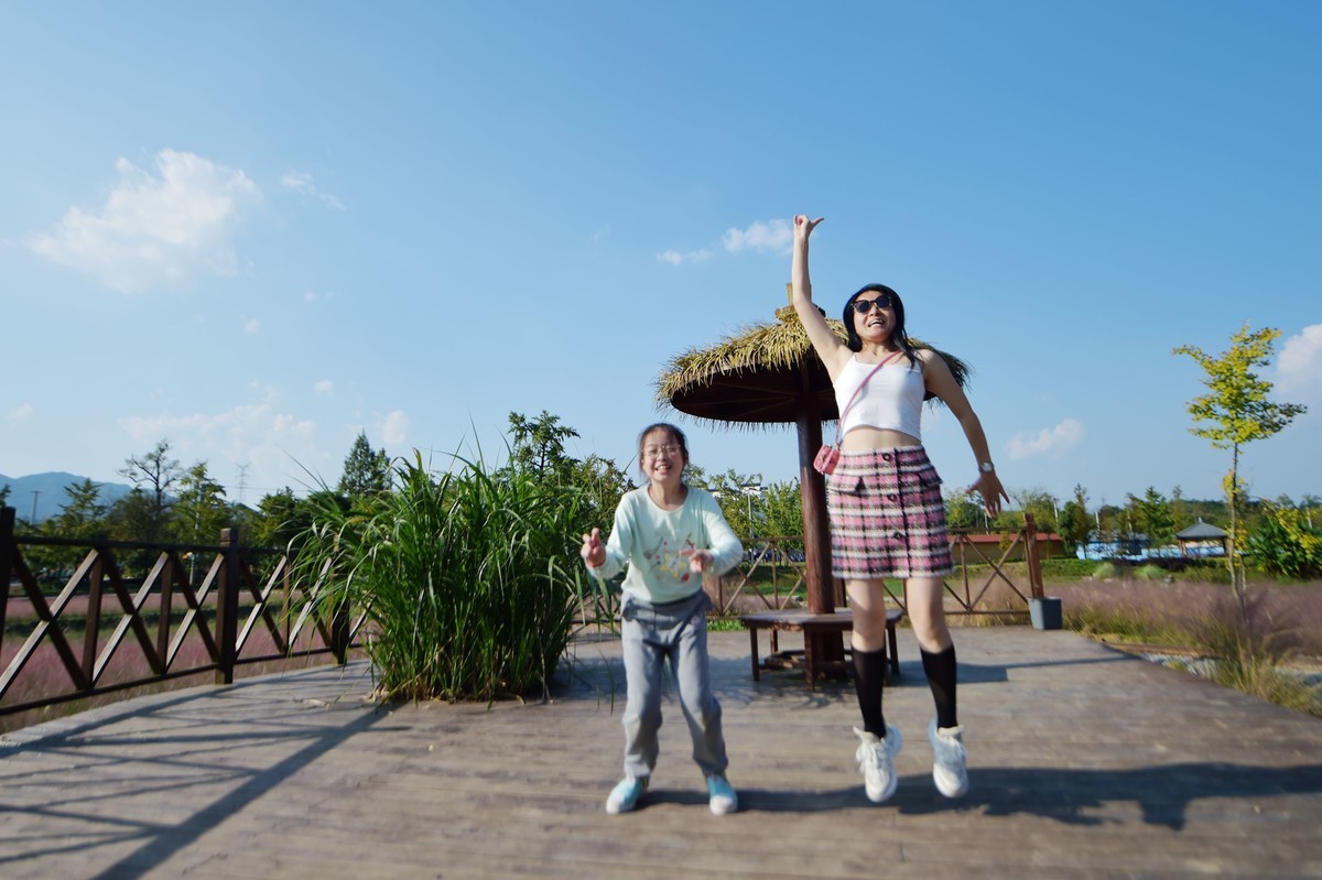 致自己之八：中年少女也可以在皖南的粉黛里风情万种！14-24原片直出