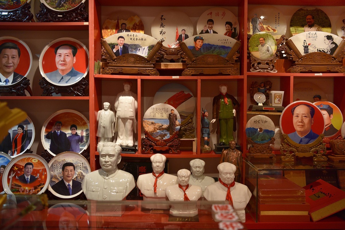 井冈山红色领袖雕像纪念品店-1