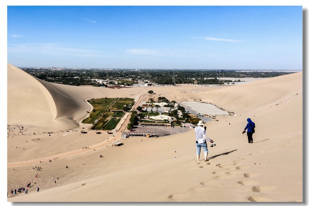 青甘大环之旅——鸣沙山月牙泉
