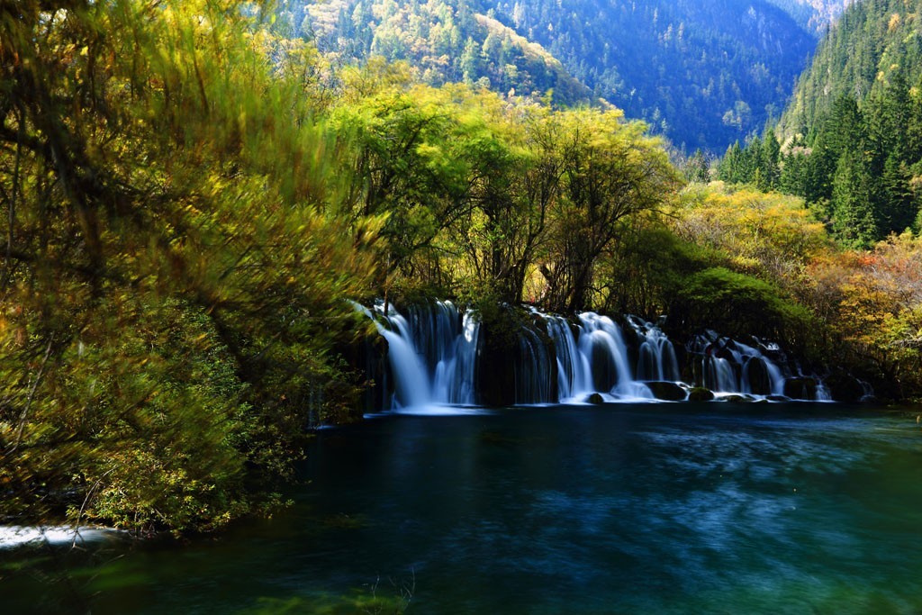 山美、水美、四川美