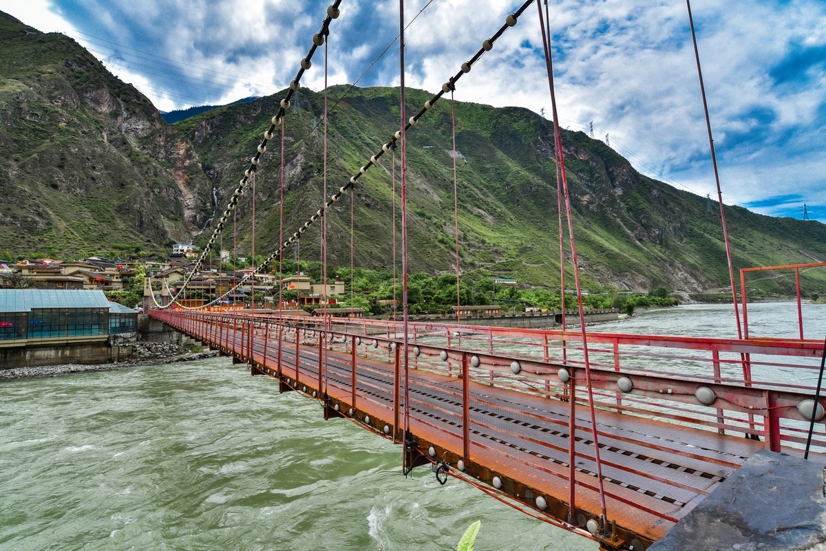 泸定一路小景1
