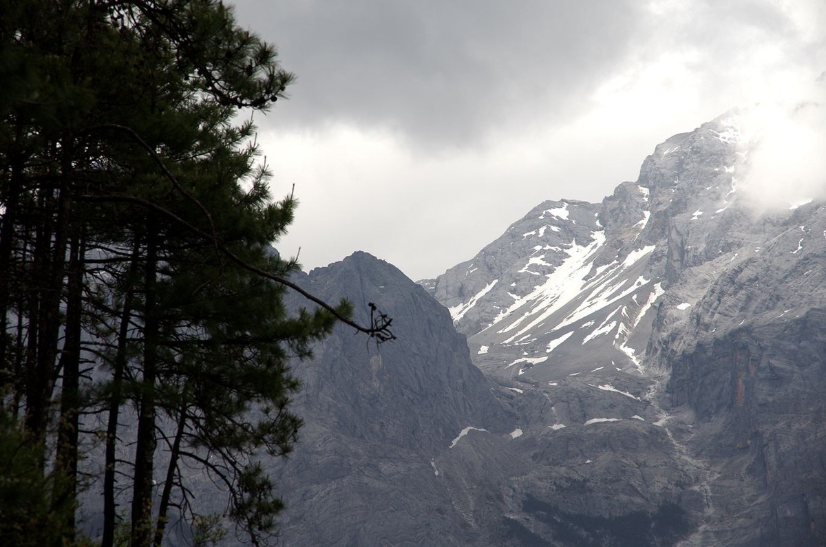 玉龙雪山