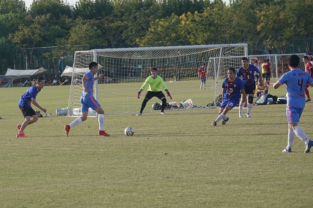 周末的绿茵场（2）