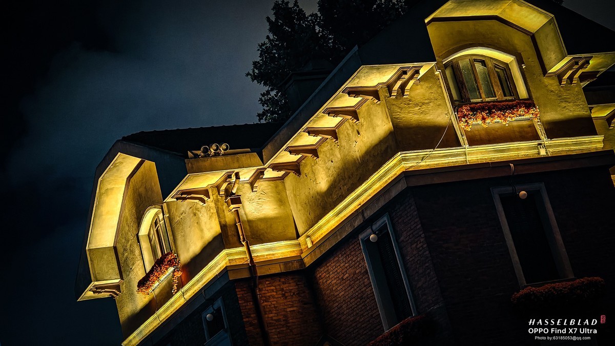 2024-07-27 晚上意式风情街遛弯儿随拍