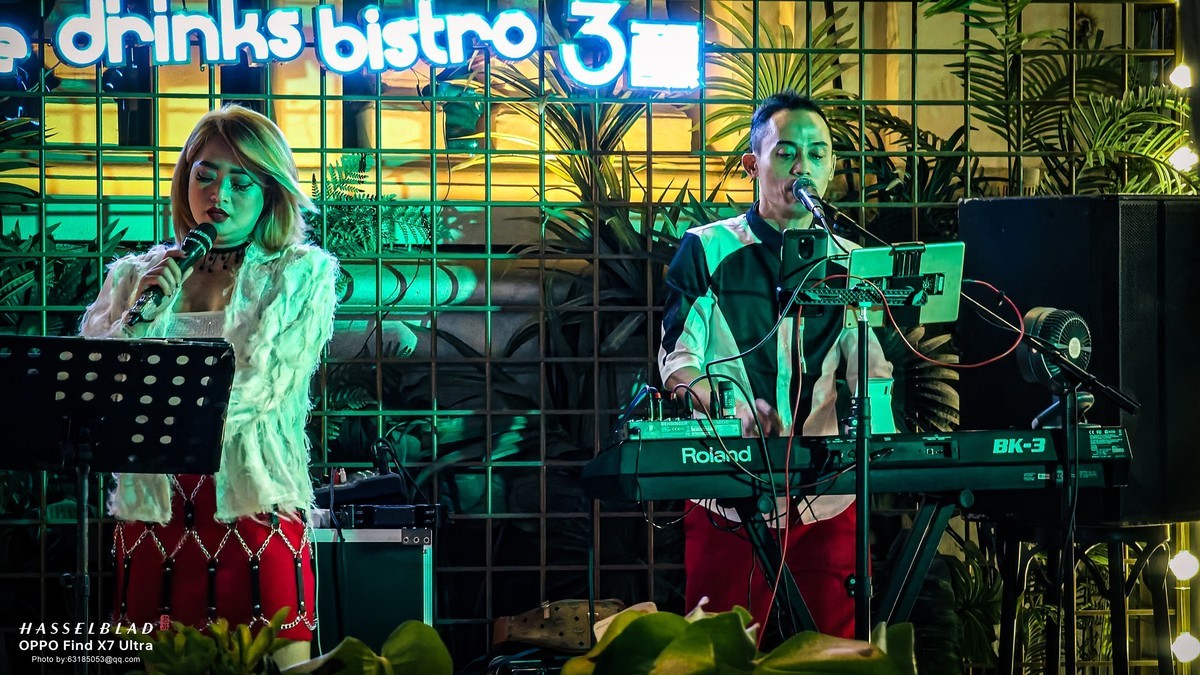 2024-07-27 晚上意式风情街遛弯儿随拍